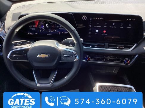 Used 2025 Chevrolet Equinox LT w/ Convenience Package II AWD/4WD image 17