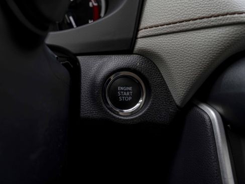 Used 2025 Toyota RAV4 XLE Premium image 25