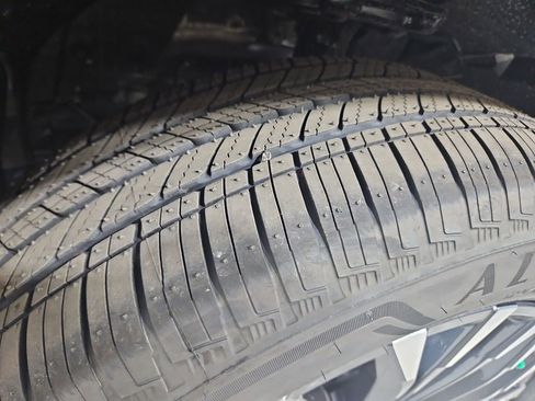 New 2026 Nissan Rogue Platinum AWD/4WD image 28