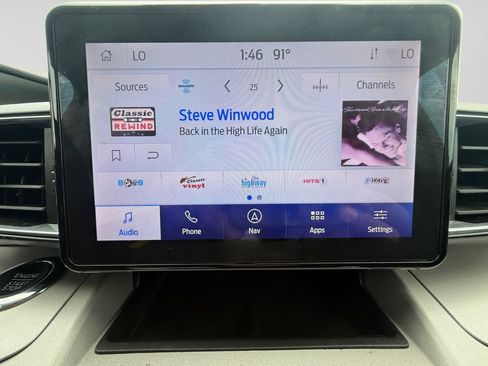 Used 2023 Ford Explorer XLT w/ Equipment Group 202A AWD/4WD image 27