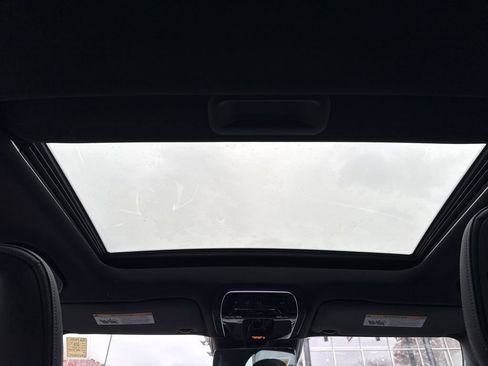 Certified 2022 Mercedes-Benz C 300 4MATIC Sedan image 24