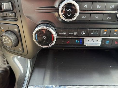 Used 2023 Ford F150 Lariat w/ Equipment Group 502A High image 40