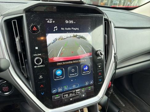 Used 2024 Subaru Crosstrek 2.0i Premium w/ Crosstrek Mirror Package image 5