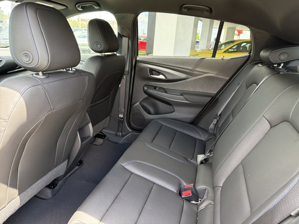 New 2026 Buick Envista Sport Touring w/ Convenience I Package FWD image 19