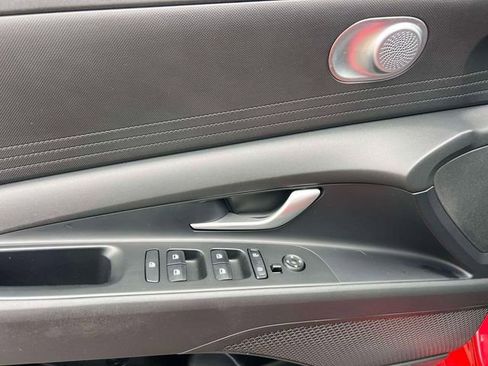 Certified 2023 Hyundai Elantra SEL image 16