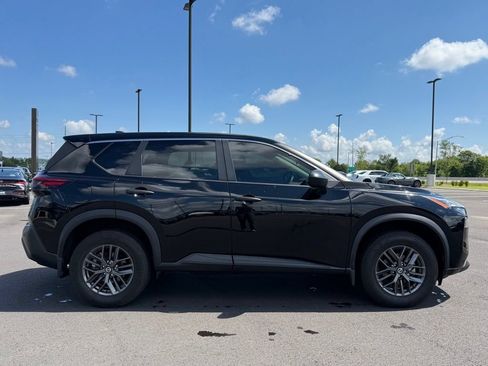 Used 2021 Nissan Rogue S FWD image 4