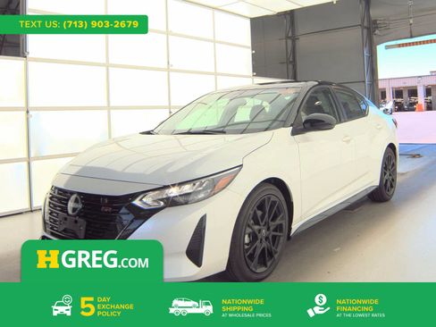 Used 2025 Nissan Sentra SR w/ Midnight Edition FWD image 1