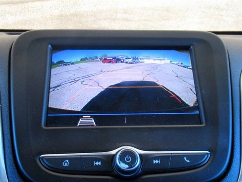 Used 2020 Chevrolet Equinox LT FWD image 25