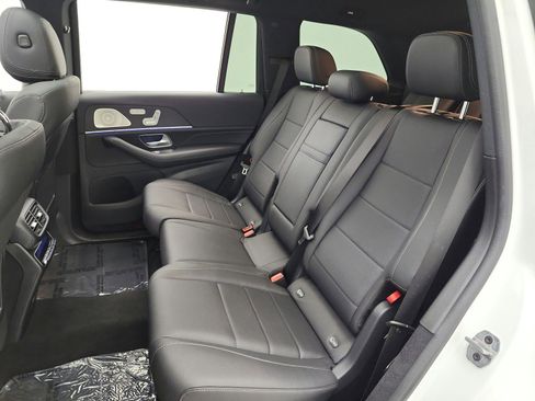 Certified 2025 Mercedes-Benz GLS 450 4MATIC image 16