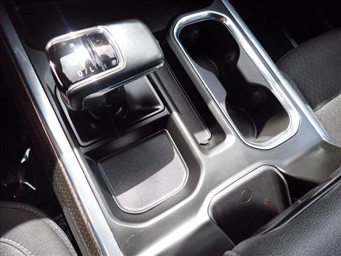 Used 2024 Chevrolet Silverado 1500 RST AWD/4WD image 18