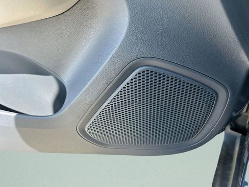 New 2026 Hyundai Venue SEL FWD image 21