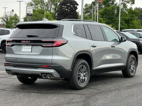 New 2026 GMC Acadia Elevation AWD/4WD image 9