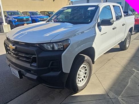 Used 2024 Chevrolet Colorado W/T image 1