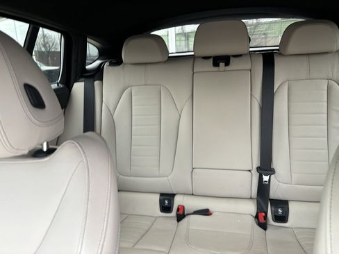 Used 2021 BMW X4 M40i w/ Premium Package image 13