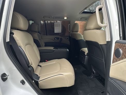 Used 2023 INFINITI QX80 Premium Select w/ Cargo Package image 26