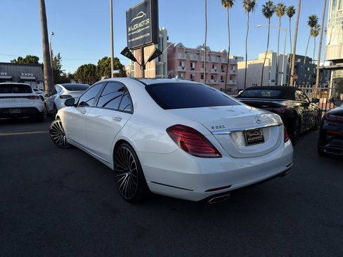 Used 2016 Mercedes-Benz S 550 Sedan image 11