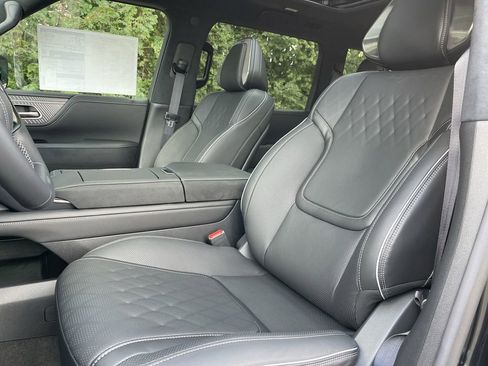 New 2026 INFINITI QX80 Autograph w/ Premium Cargo Package image 13