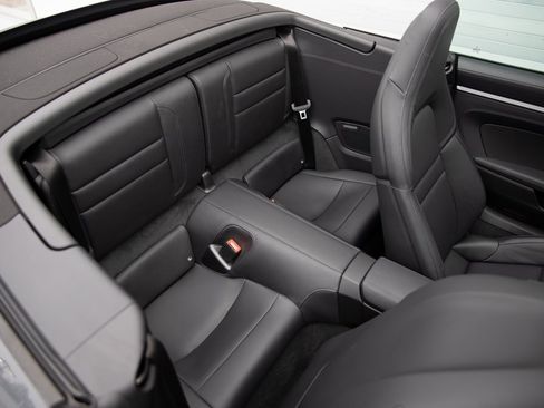 Certified 2025 Porsche 911 Carrera image 23