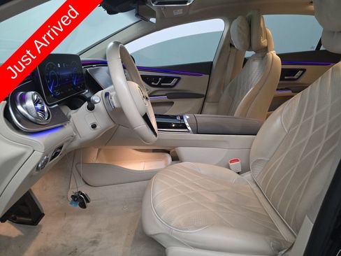 Used 2023 Mercedes-Benz EQS 450+ Sedan image 3