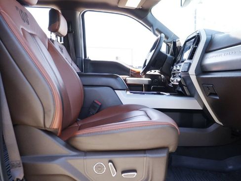 Used 2022 Ford F350 King Ranch w/ King Ranch Ultimate Package AWD/4WD image 16