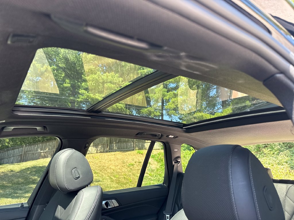 Used 2023 BMW X5 xDrive40i w/ Premium Package AWD/4WD image 21