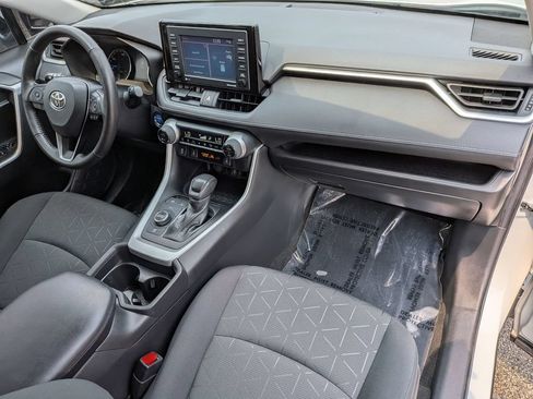 Used 2021 Toyota RAV4 XLE w/ Convenience Package AWD/4WD image 33