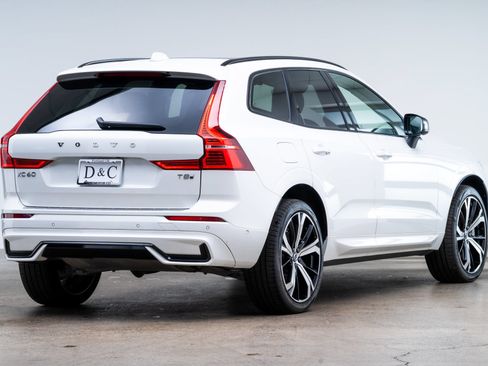 Used 2025 Volvo XC60 T8 Ultra w/ Protection Package Premier AWD/4WD image 6