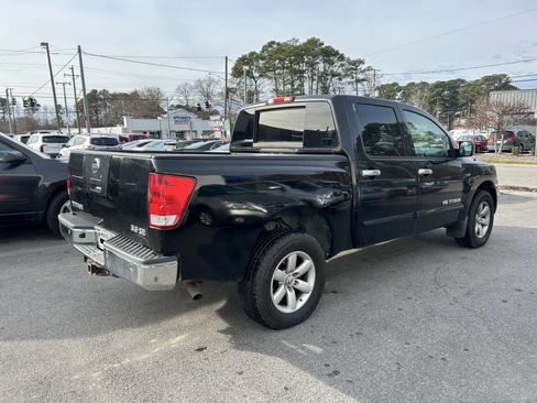 Used 2008 Nissan Titan SE image 4