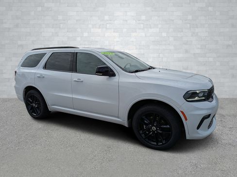 Used 2023 Dodge Durango GT image 2