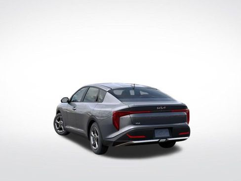 New 2026 Kia K4 LXS image 4