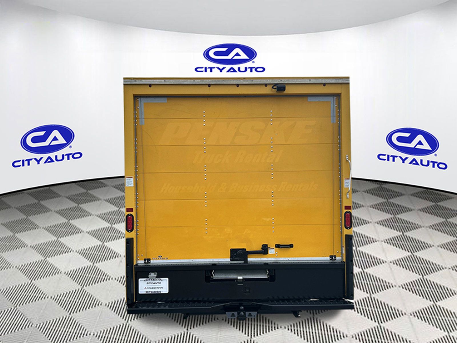Used 2022 Ford E-350 and Econoline 350 Super Duty RWD image 5