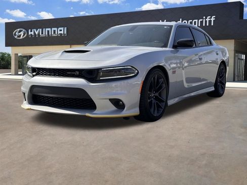 Used 2023 Dodge Charger Scat Pack image 6