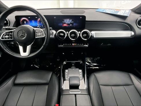 Certified 2022 Mercedes-Benz GLB 250 4MATIC image 14