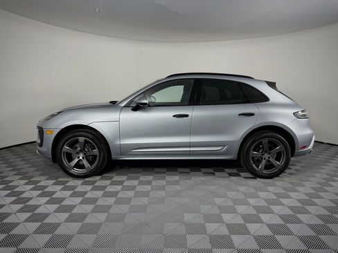 New 2026 Porsche Macan AWD/4WD image 2