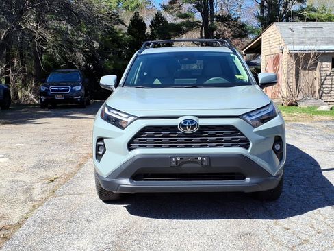 Used 2022 Toyota RAV4 XLE Premium AWD/4WD image 2