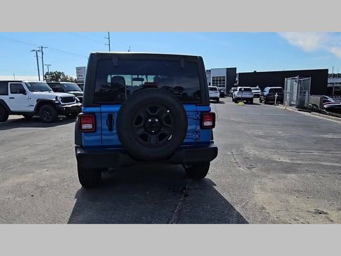 New 2026 Jeep Wrangler Sport AWD/4WD image 32