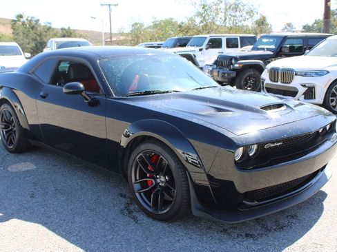 Used 2021 Dodge Challenger R/T Scat Pack RWD image 3