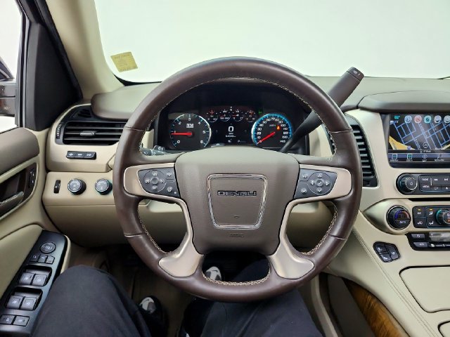 Used 2020 GMC Yukon Denali AWD/4WD image 24