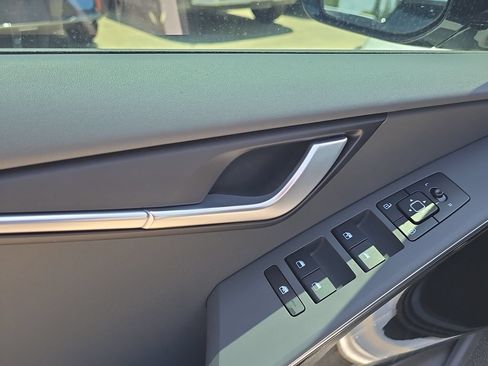 New 2026 Kia Niro Wind FWD image 19