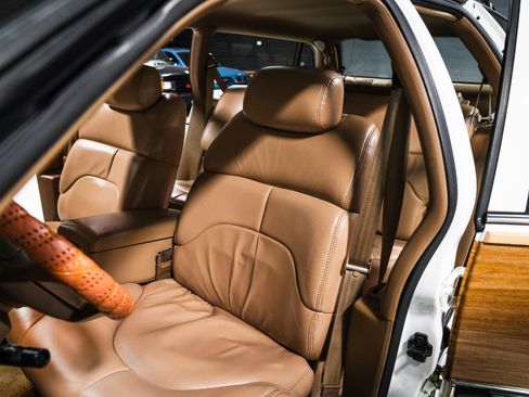 Used 1996 Buick Roadmaster Estate RWD image 18
