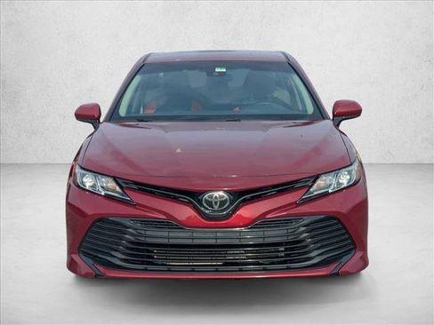 Used 2020 Toyota Camry LE FWD image 2