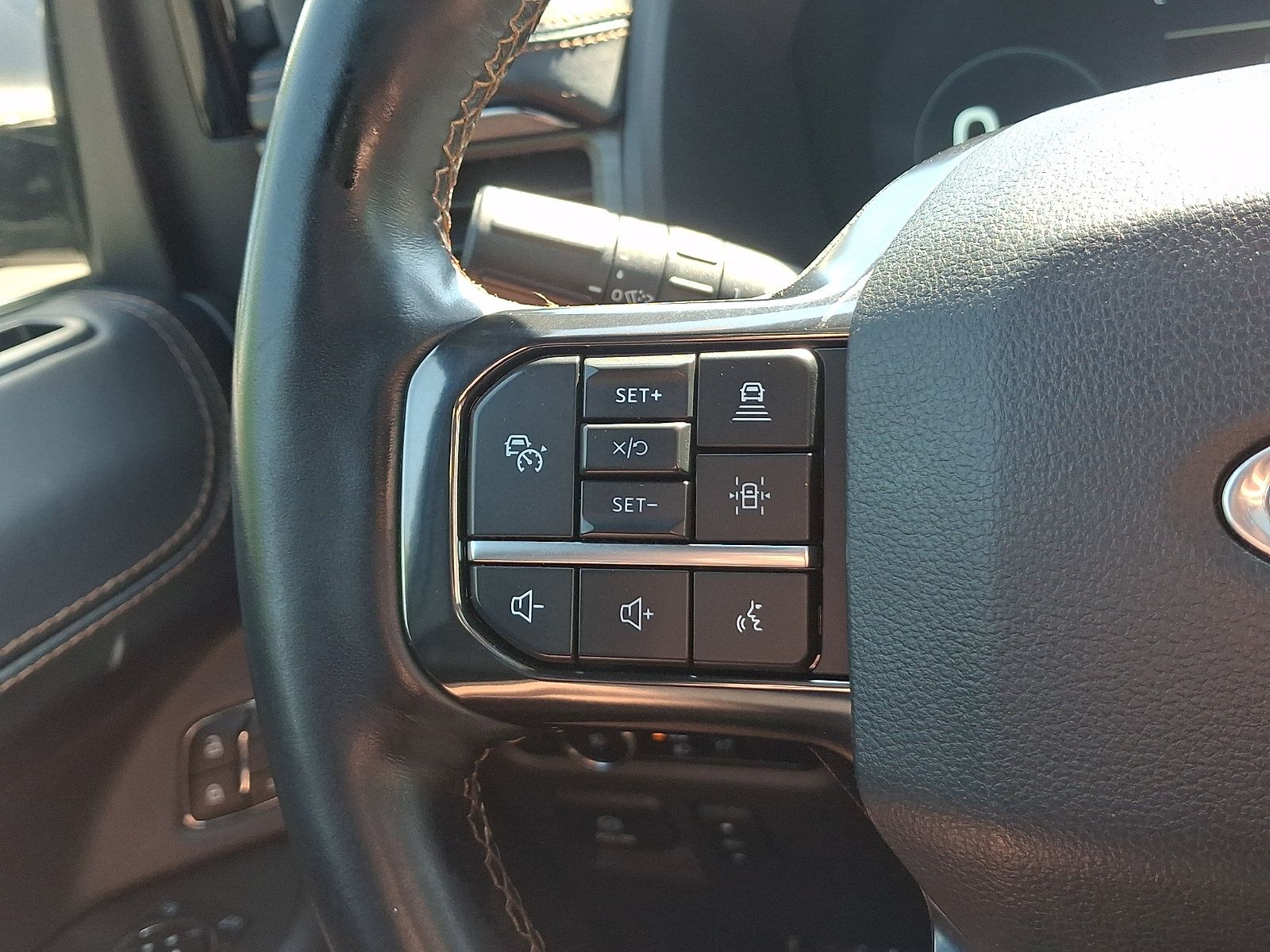 Certified 2024 Ford Expedition Max Platinum AWD/4WD image 23