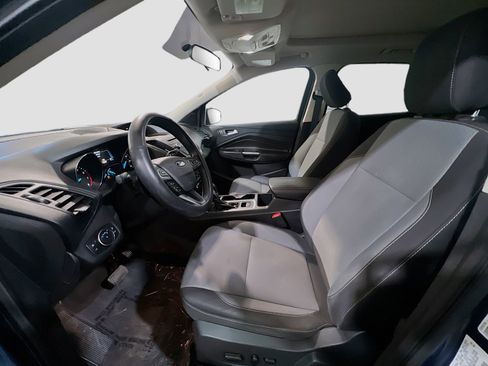 Used 2018 Ford Escape SE image 14