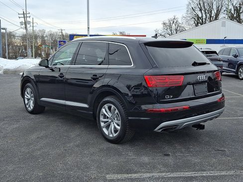 Used 2017 Audi Q7 3.0T Premium Plus image 4