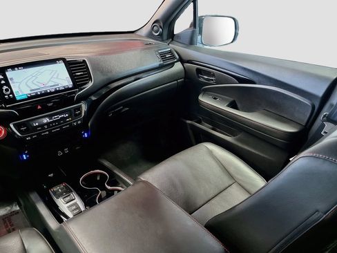 Used 2024 Honda Ridgeline Black Edition image 25