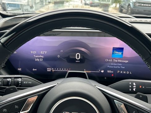 New 2025 Buick Enclave Avenir w/ Super Cruise Package image 32