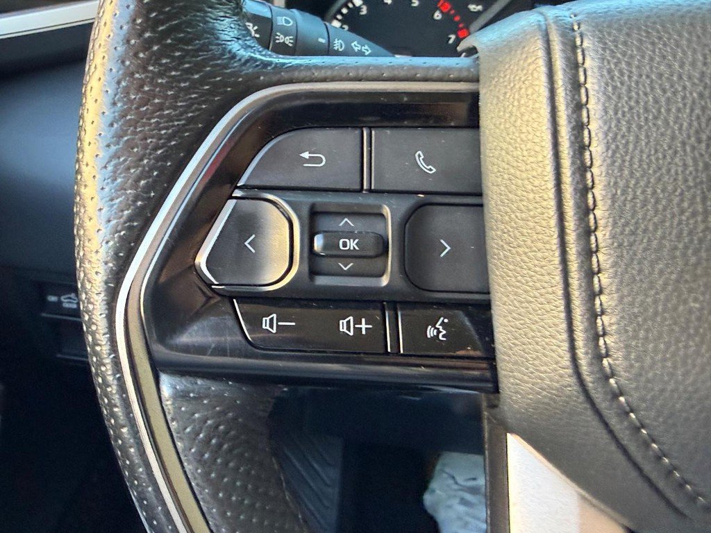 Used 2023 Toyota Tundra Limited AWD/4WD image 18