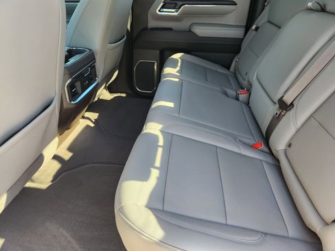 Certified 2023 GMC Sierra 1500 SLT image 31