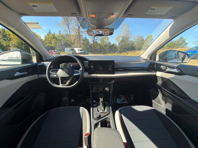 Used 2025 Volkswagen Taos S AWD/4WD image 17