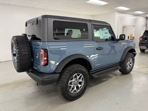 New 2025 Ford Bronco Badlands image 6